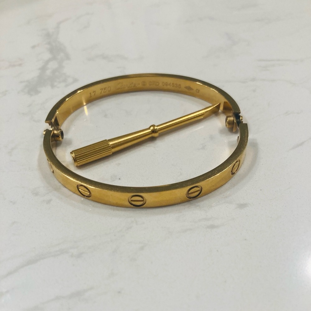 Gold Classic Size Love Bangle Bracelet - Picture 2 of 3